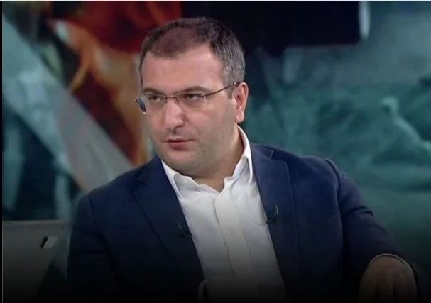 Cem küçük herşeyi anlattı