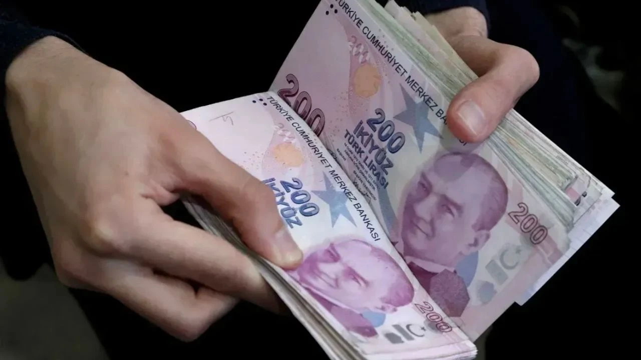 Emeklilere müjdeli haber geldi