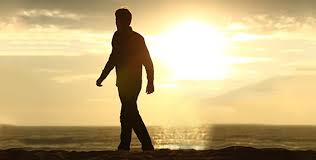 Karım ve kızım için buketler almak üzere bir çiçekçiye girdim