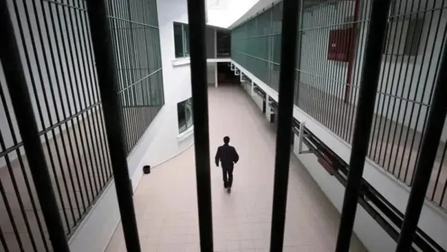 Milyonlar bekliyordu az