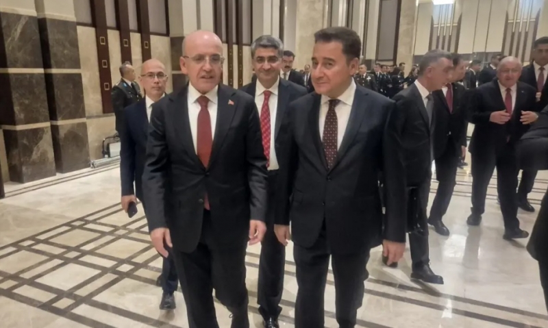 Ali Babacan’dan ekonominin başına geçme kararı