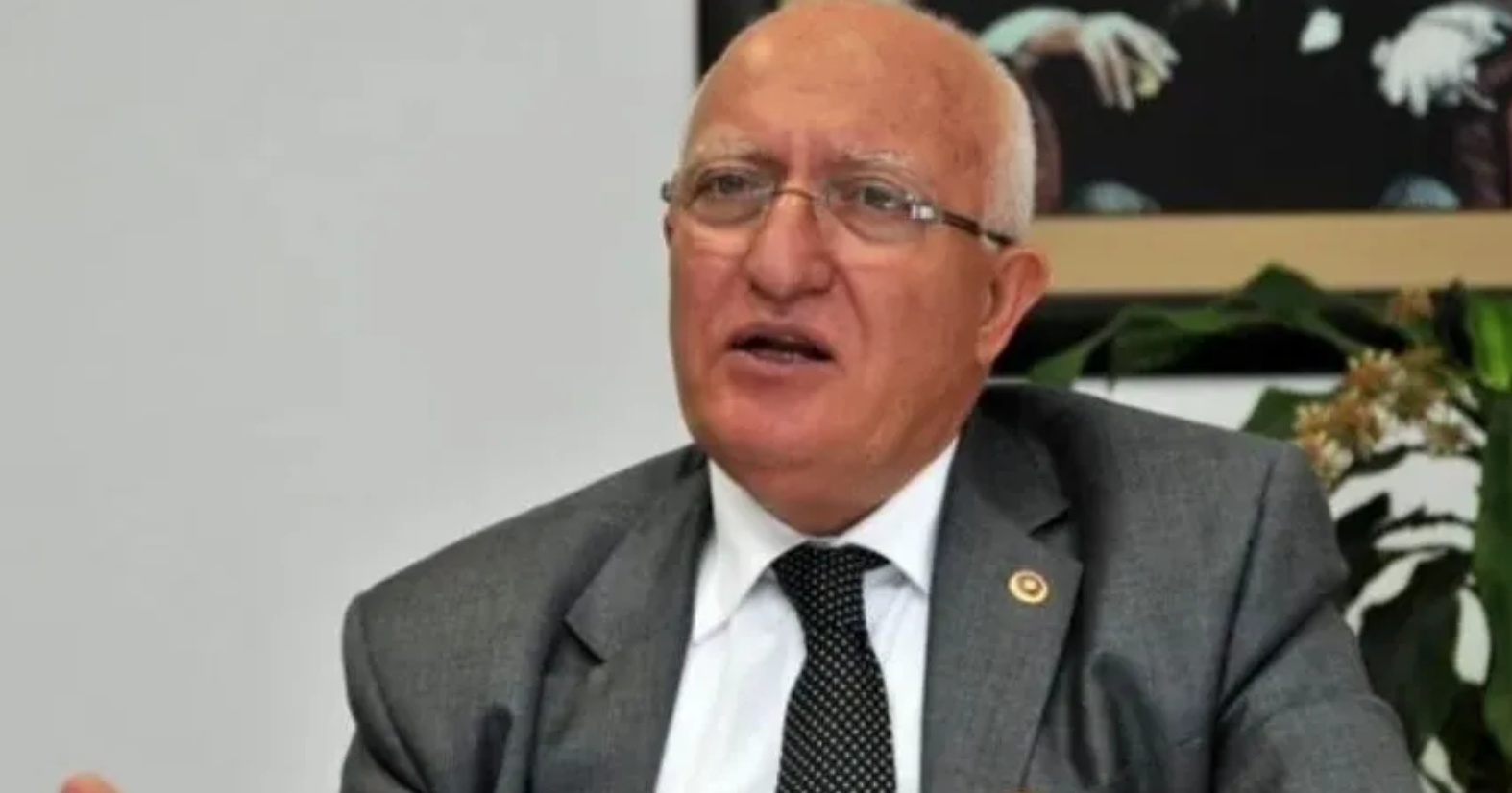 Antalyanın başkanı vefat etti