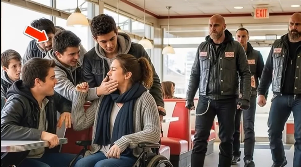 Ergenler bir restoranda engelli bir kıza zorbalık yapıyor