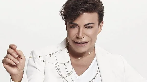 Kalp krizi geçiren Fatih Ürek hastaneye kaldırıldı.