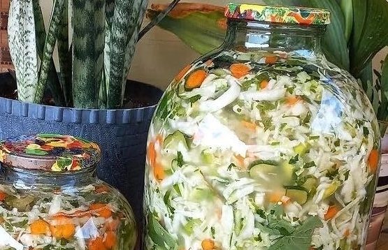 Lahana Doğrama Turşu Tarifi