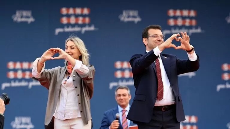 Yazık Ne İstiyorsunuz Adamdan