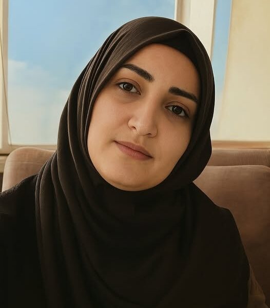 Yirmi altı yaşındayım.