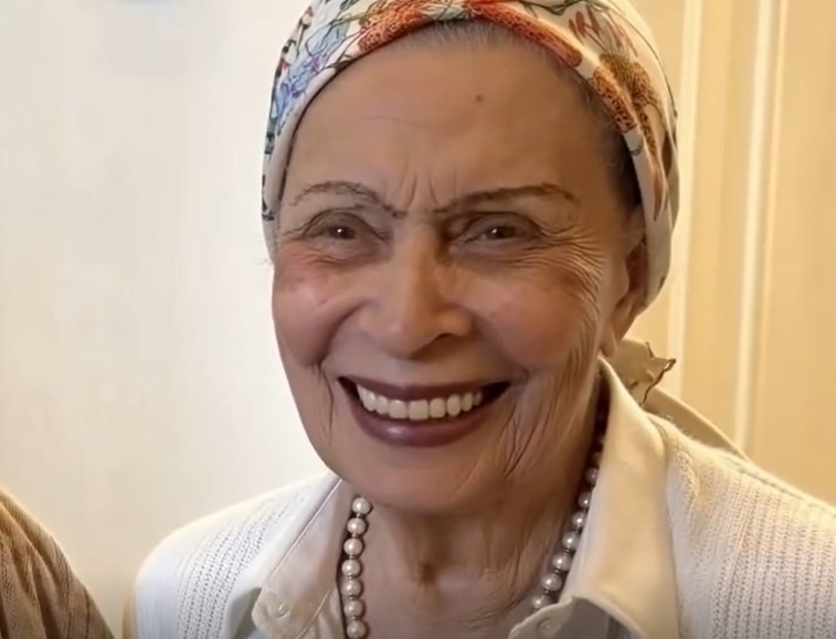 Kim olduğunu tahmin edebilir misiniz