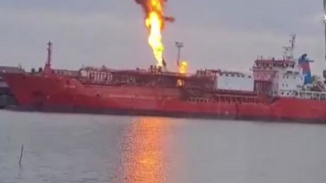 Son Dakika Rusya Türk Gemisini Vurdu