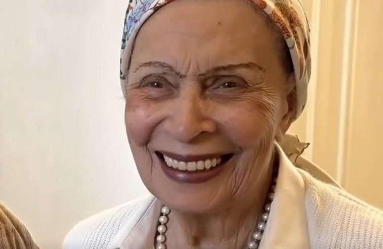 Kim olduğunu tahmin edebilir misiniz