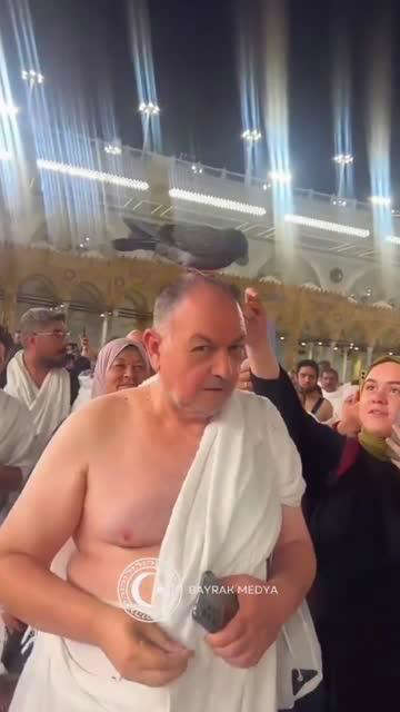 Umrede şaşkına uğratan görüntüler