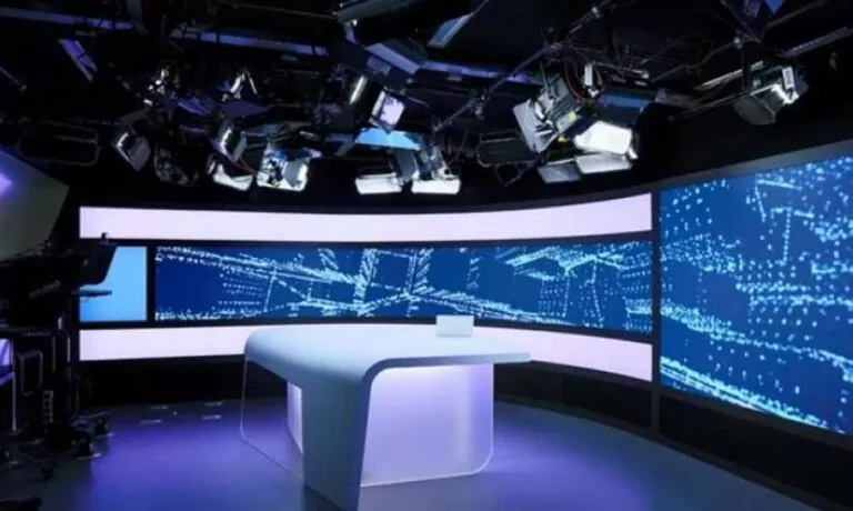 Bir kadının çenesindeki kıllar