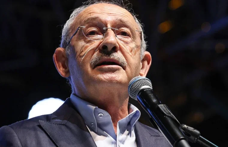 Sinirden çıldırdı.